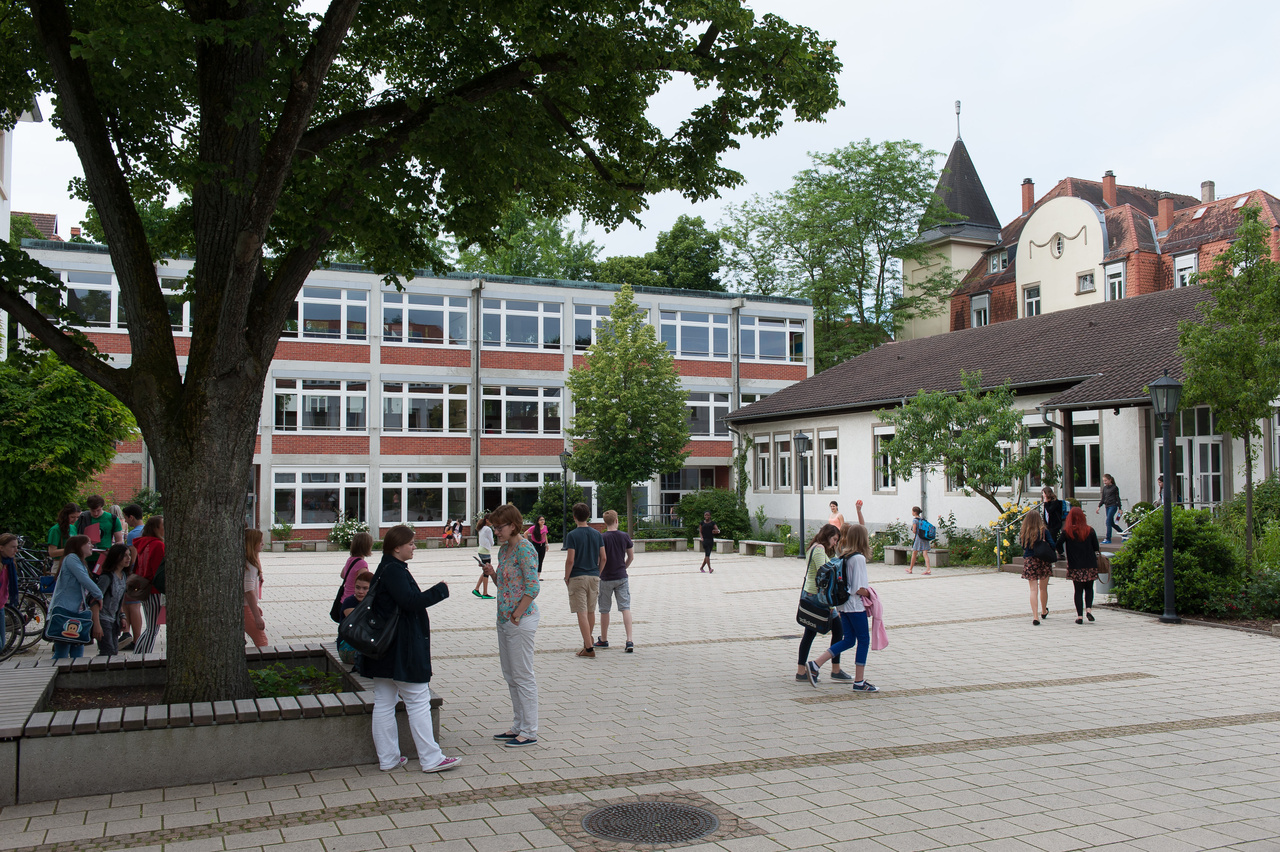 Portrat St Raphael Gymnasium In Heidelberg